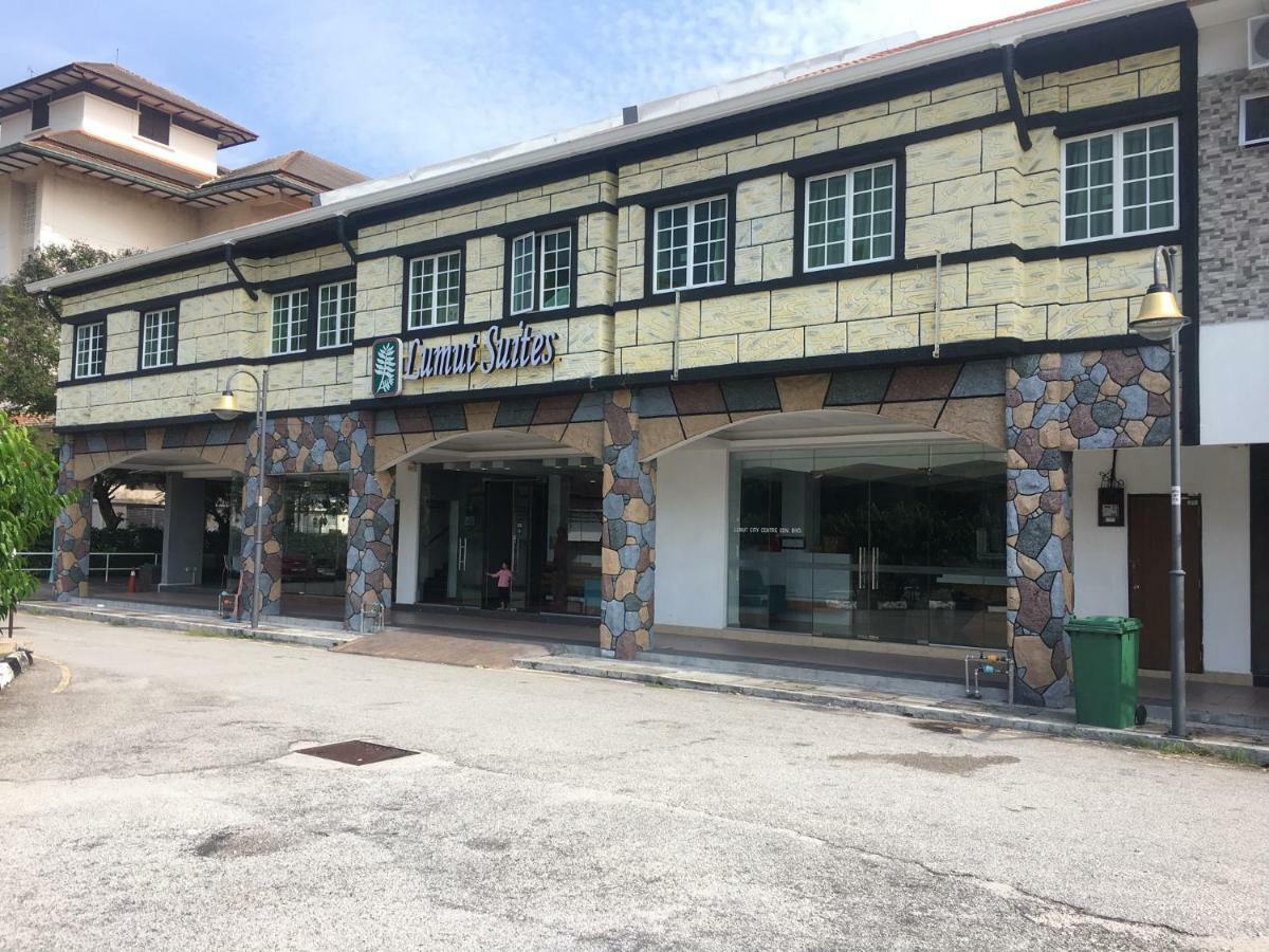 Lumut Suites Ngoại thất bức ảnh