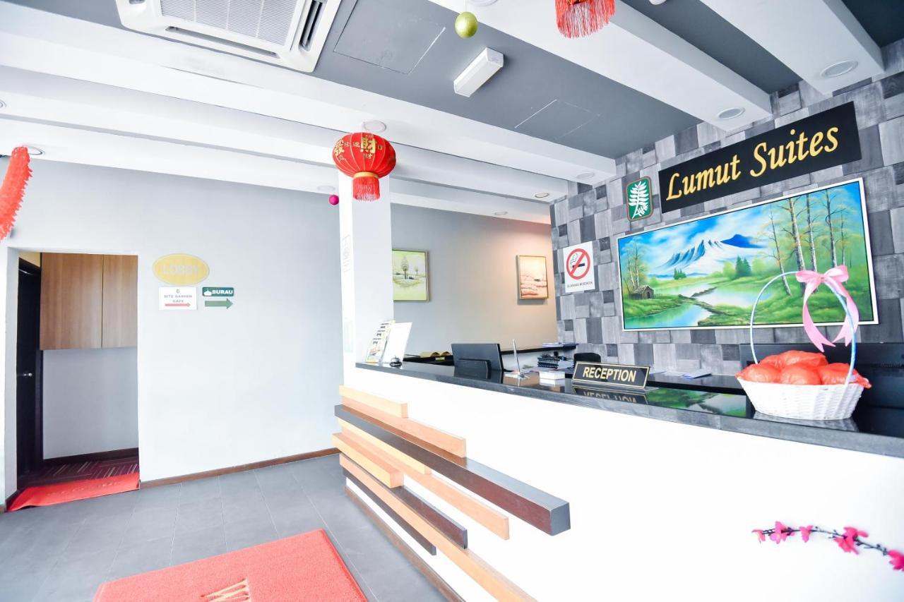Lumut Suites Ngoại thất bức ảnh