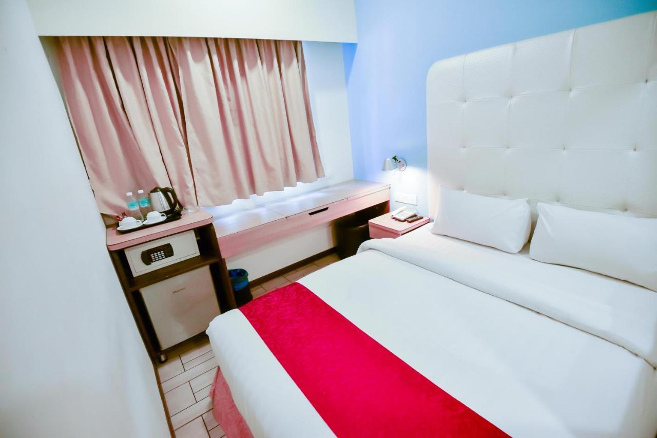 Lumut Suites Ngoại thất bức ảnh