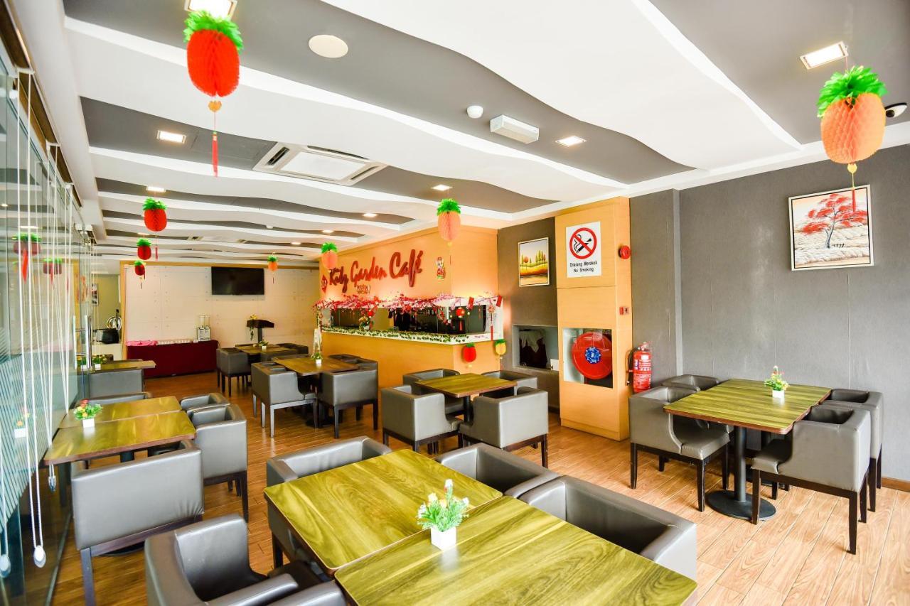 Lumut Suites Ngoại thất bức ảnh